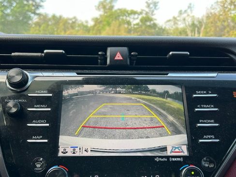 Used 2020 Toyota Camry XSE image 25