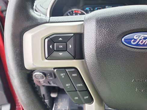 Used 2019 Ford F250 Lariat w/ Lariat Ultimate Package image 19