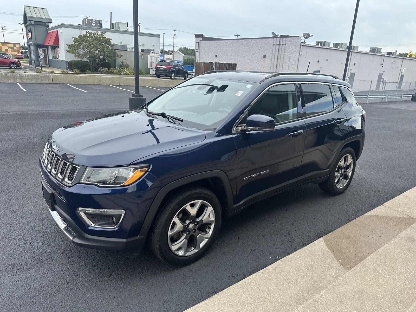 Used 2019 Jeep Compass Limited AWD/4WD image 6