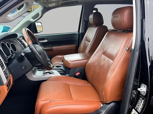 Used 2010 Toyota Tundra Limited AWD/4WD image 27