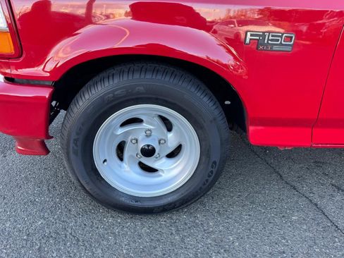 Used 1993 Ford F150 Lightning RWD image 33
