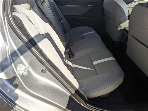 Certified 2025 Toyota Camry SE w/ Convenience Package image 18