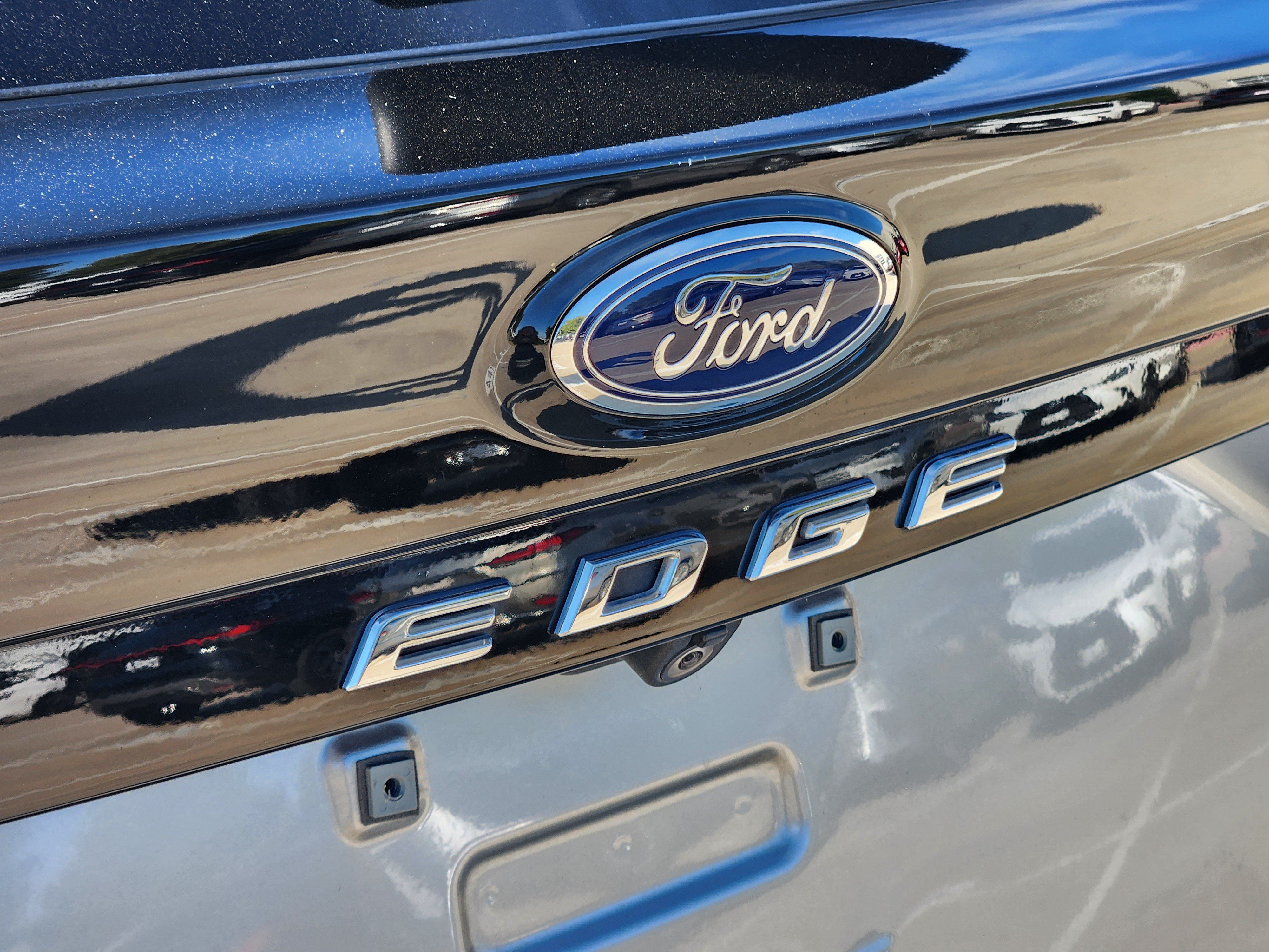 Used 2022 Ford Edge SE AWD/4WD image 9