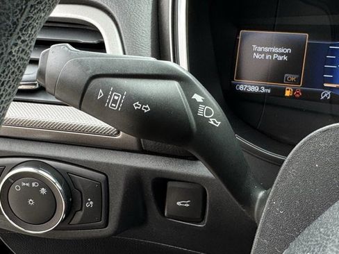 Used 2020 Ford Fusion SE image 24