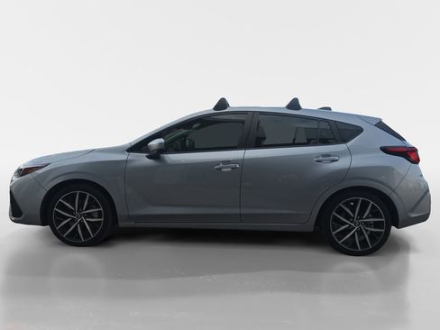 Used 2024 Subaru Impreza 2.0i Sport image 2