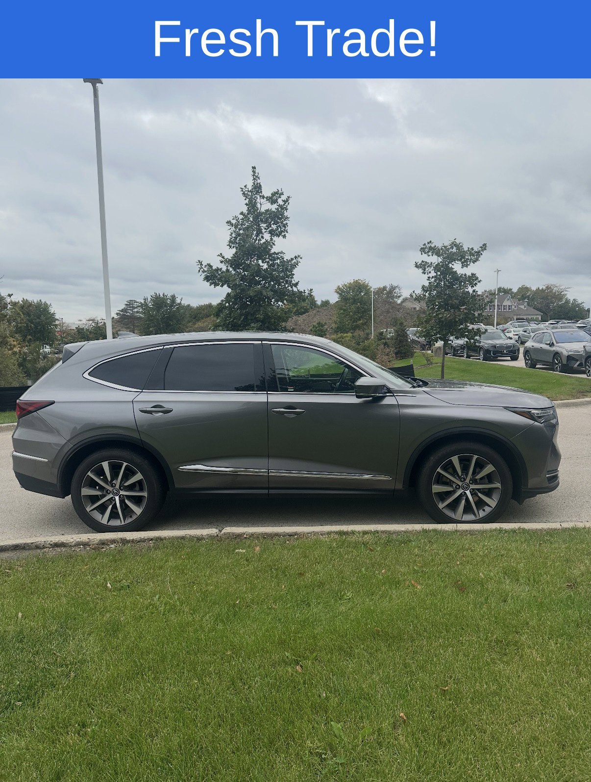 Used 2025 Acura MDX w/ Technology Package AWD/4WD image 4