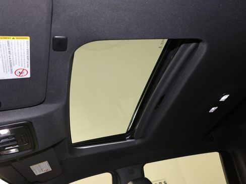 Used 2021 Chevrolet Silverado 2500 High Country w/ Z71 Off-Road Package image 13