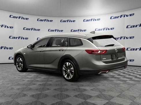 Used 2019 Buick Regal Essence w/ Driver Confidence Package I image 3