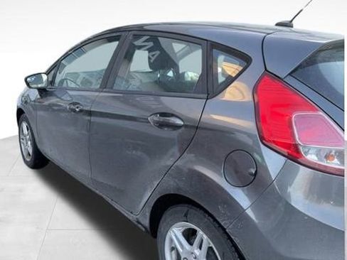 Used 2019 Ford Fiesta SE image 7