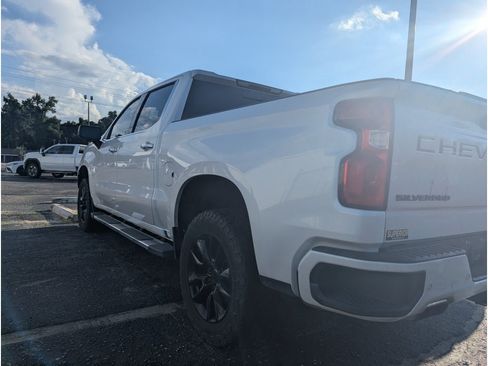 Used 2020 Chevrolet Silverado 1500 High Country AWD/4WD image 3