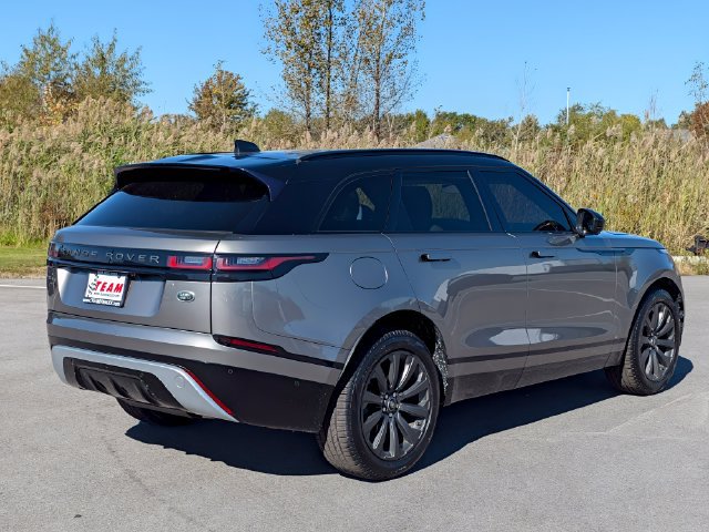 Used 2019 Land Rover Range Rover Velar R-Dynamic SE AWD/4WD image 7