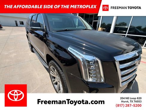 Used 2016 Cadillac Escalade ESV Luxury AWD/4WD image 1