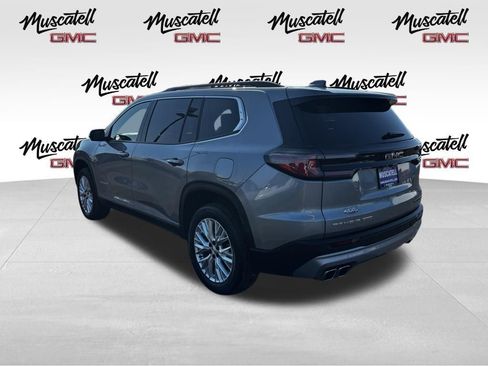 Used 2025 GMC Acadia Elevation w/ Elevation Premium Package AWD/4WD image 7