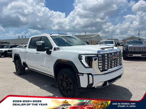 New 2026 GMC Sierra 2500 Denali w/ Denali Reserve Package AWD/4WD image 2