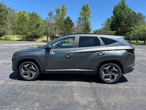 Used 2022 Hyundai Tucson SEL w/ Convenience + Premium Package AWD/4WD image 4