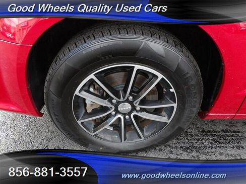 Used 2014 Dodge Grand Caravan SE image 11