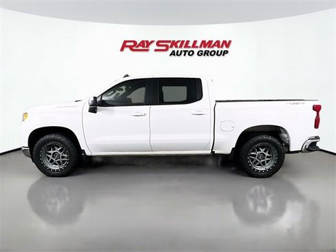Used 2025 Chevrolet Silverado 1500 LT image 4