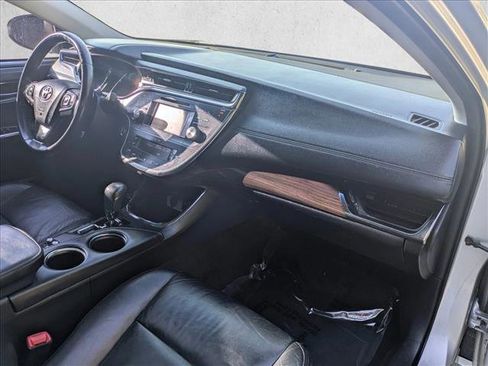 Used 2014 Toyota Avalon XLE Premium image 22