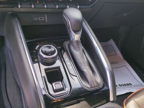 Certified 2023 GMC Canyon AT4 w/ AT4 Premium Package image 16