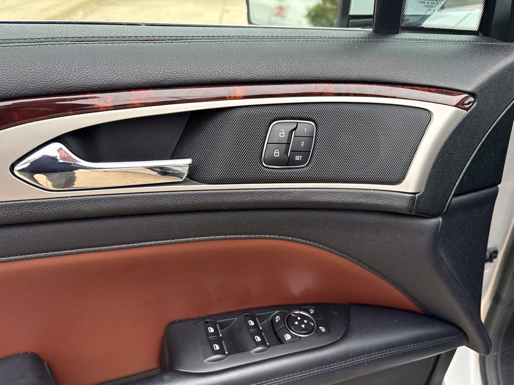 Used 2017 Lincoln MKZ Reserve w/ Climate Package AWD/4WD image 11