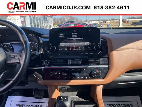 Used 2022 Nissan Pathfinder Platinum w/ Cargo Package image 22