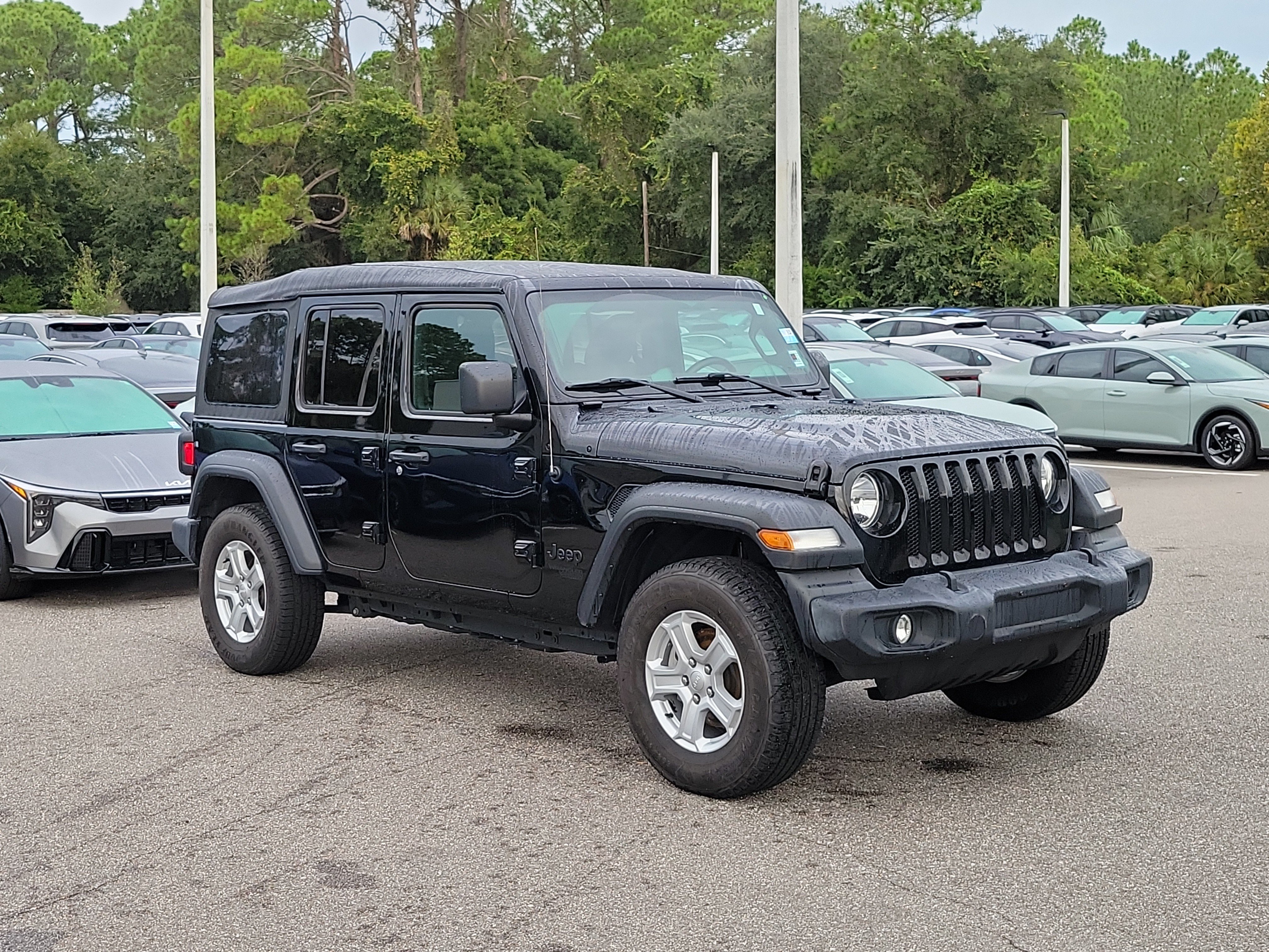 Used 2021 Jeep Wrangler Unlimited Sport AWD/4WD image 39