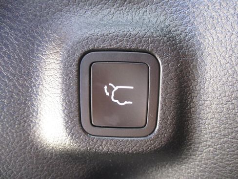 Used 2024 Jeep Compass Limited w/ Elite Group AWD/4WD image 40