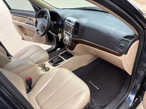 Used 2011 Hyundai Santa Fe Limited w/ Navigation Pkg 4 image 27