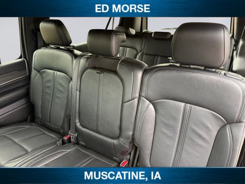 Used 2024 Jeep Wagoneer L Series III w/ Flexible Seating Group image 13