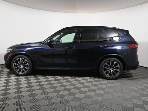 Used 2021 BMW X5 xDrive45e w/ M Sport Package AWD/4WD image 2