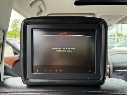 Used 2019 Nissan Armada Platinum w/ Captain's Chairs Package RWD image 40