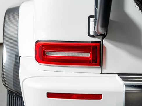 Used 2022 Mercedes-Benz G 63 AMG Squared image 12