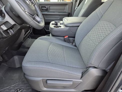 New 2026 RAM 3500 Tradesman AWD/4WD image 24