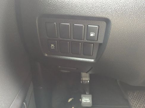 Used 2011 Nissan Murano S AWD/4WD image 19
