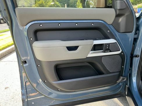 Used 2023 Land Rover Defender 110 SE AWD/4WD image 26