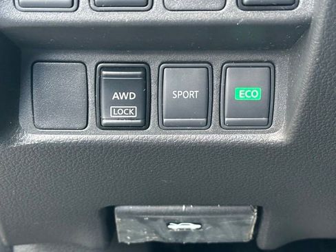 Used 2019 Nissan Rogue S w/ Special Edition Package AWD/4WD image 24