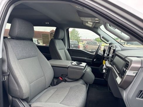 Used 2024 Ford F150 XLT image 23