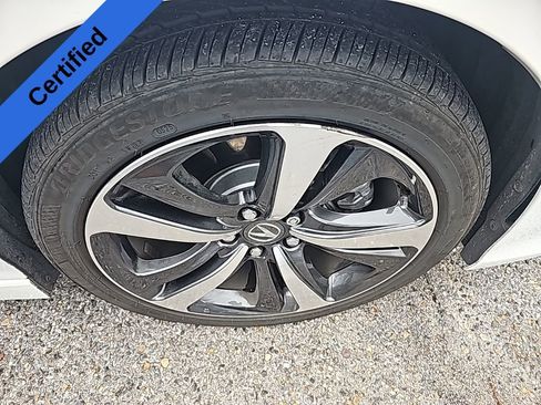 Certified 2025 Acura TLX w/ Technology Package image 14