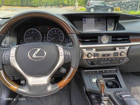 Used 2013 Lexus ES 350 w/ Premium Pkg FWD image 20