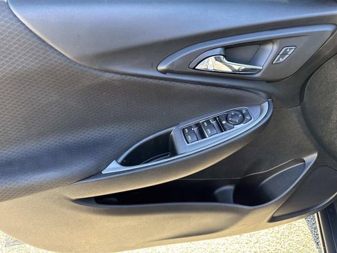 Used 2020 Chevrolet Malibu RS image 19