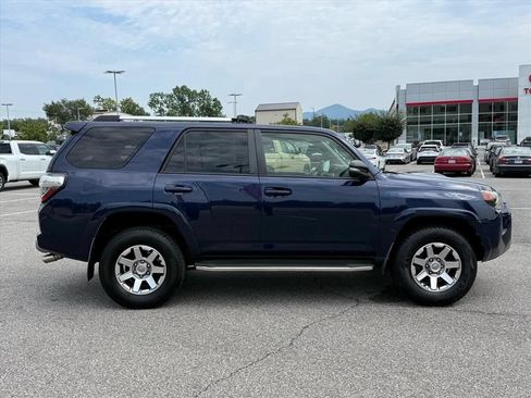 Used 2015 Toyota 4Runner Trail Premium AWD/4WD image 3