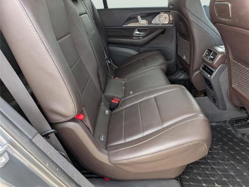 Used 2020 Mercedes-Benz GLS 450 4MATIC image 38