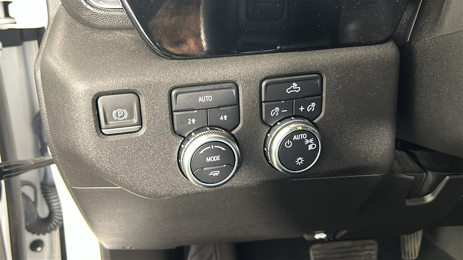 Used 2023 GMC Sierra 1500 SLE AWD/4WD image 23