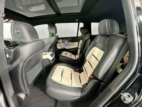 Certified 2024 Mercedes-Benz GLS 63 AMG 4MATIC image 25