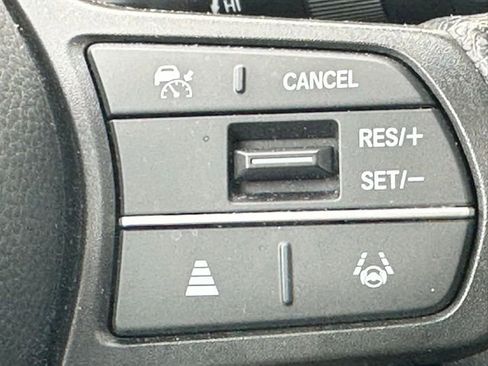 Used 2023 Honda CR-V EX image 11