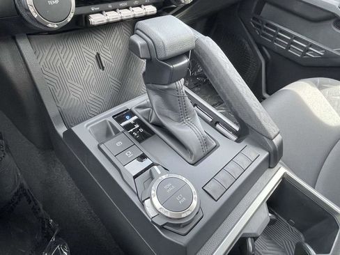 New 2026 Toyota Tacoma SR5 AWD/4WD image 42