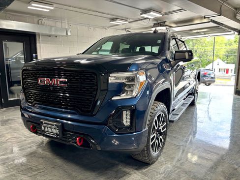 Used 2019 GMC Sierra 1500 AT4 w/ AT4 Premium Package image 2