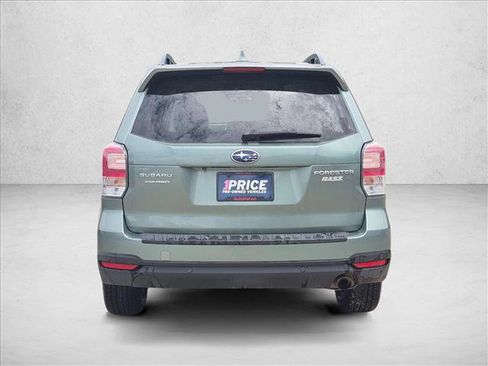 Used 2017 Subaru Forester 2.5i Limited AWD/4WD image 6
