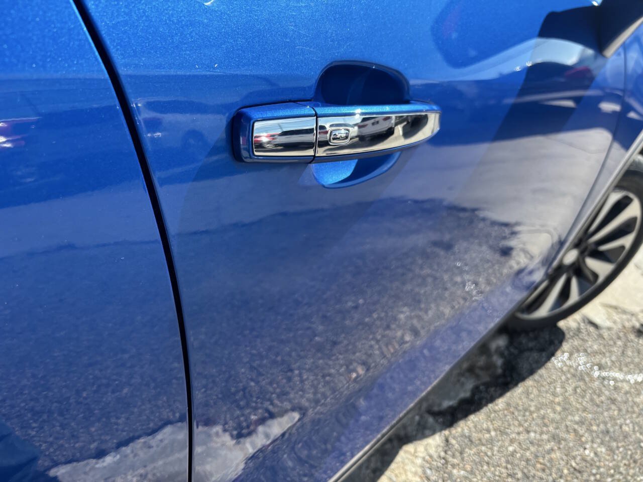 Used 2017 Buick Encore Essence FWD image 11