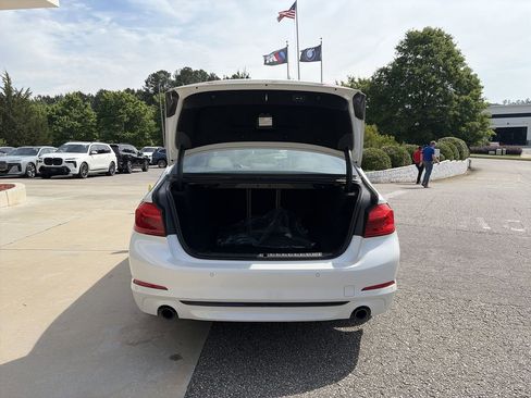 Used 2020 BMW 530i w/ Convenience Package RWD image 33